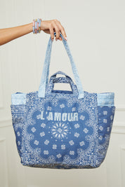 L’amour maxi bleu
