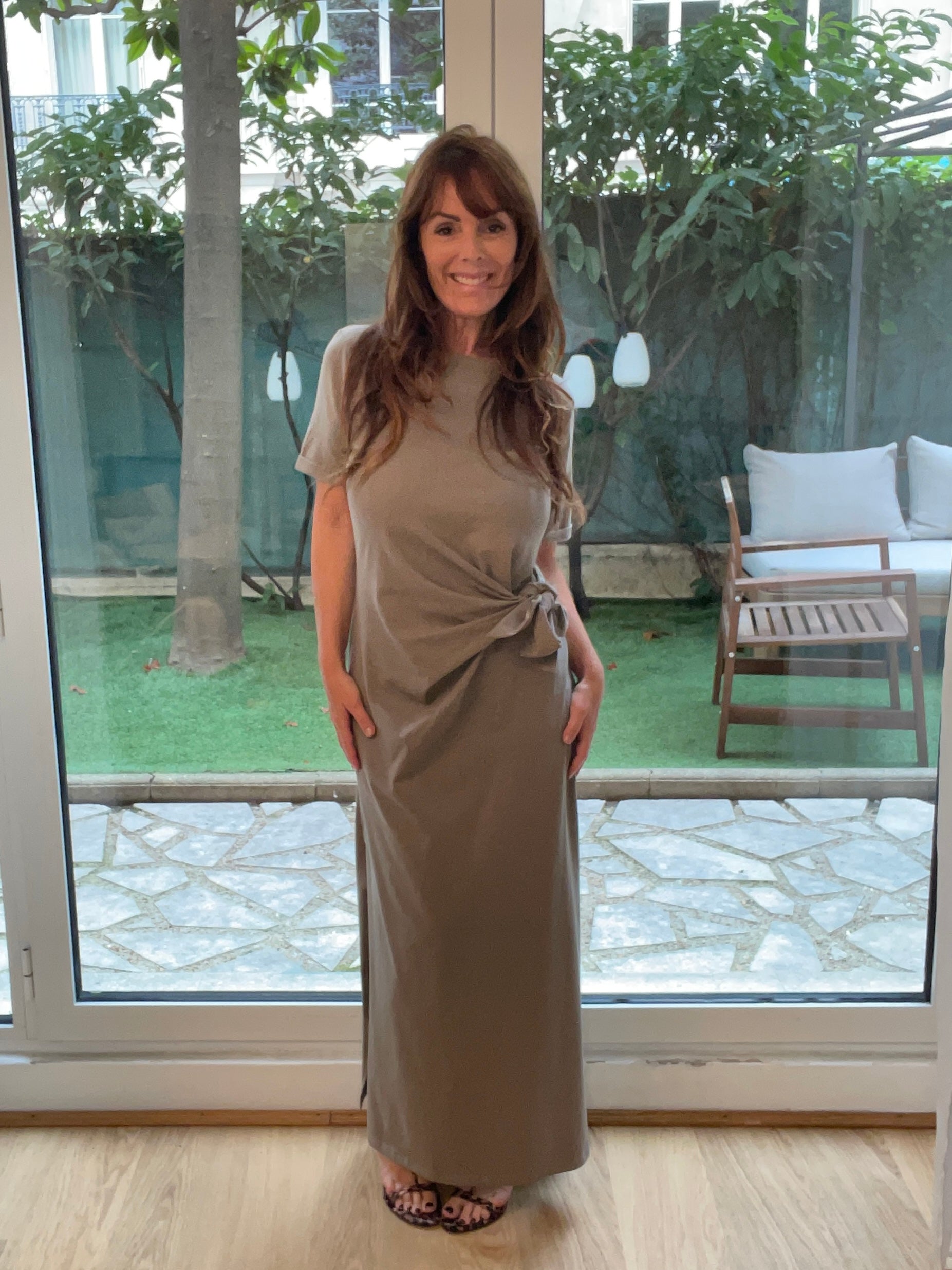 Robe Isa Kaki